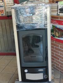 STUFA PELLET IDRO 24 KW