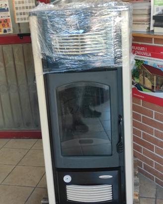 STUFA PELLET IDRO 24 KW