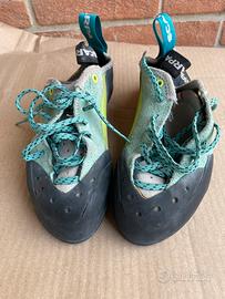 Scarpetta arrampicata scarpa maestro