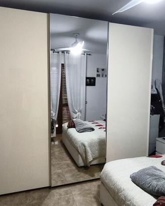 Camera da letto con Armadio Chateau d'Ax e complem