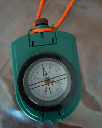 Bussola professionale KONUS nuova