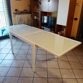 Tavolo da pranzo allungabile