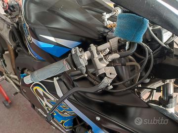 Honda CBR RR pronto pista