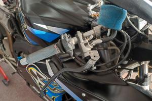 Honda CBR RR pronto pista