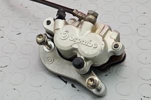 PINZA ANTERIORE HUSQVARNA WR 300 2T CR 250 2009 20