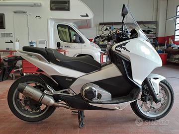 HONDA INTEGRA 700