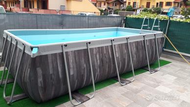 piscina Bestway 4x2x1 usata 