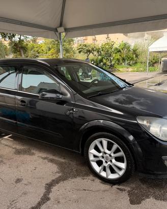 Opel astra station wagon 1900 diesel anno 2006