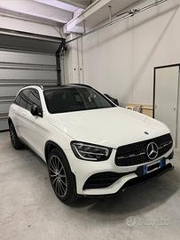 Mercedes GLC300