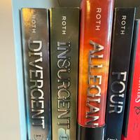 Divergent collezione