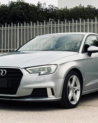 Audi A3 S-Line S-Tronic Sport 2018 Full optional