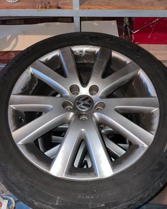 Cerchi Volkswagen da 19 con gomme 275/45ZR19 108Y