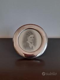 Portafoto argento 900 rotondo con punzone e foto