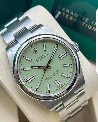 Rolex Oyster Perpetual 41 mm Pistacchio 