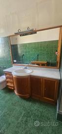 Mobile Bagno artigianale in legno con top marmo