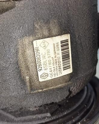 COMPRESSORE A/C RENAULT Megane III 926008209R K9K6