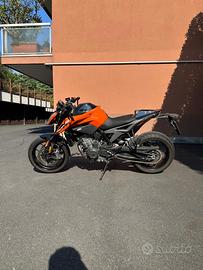 KTM 790 Duke L (35 kW - Patente A2) + Tech Pack