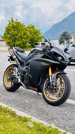 Yamaha R1 Big Bang
