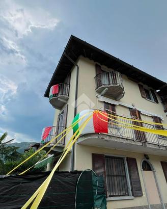 CASA SEMINDIPENDENTE A CASNIGO