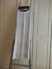 Pantalone svasato donna con ampio spacco