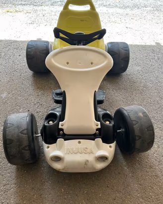 Macchina elettrica per bambini