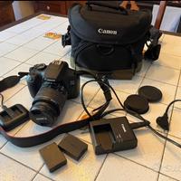 Canon EOS 1300D + 18-55mm + borsa Canon