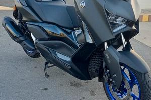 Yamaha X-Max 300 - 2025