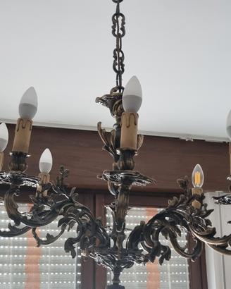 Lampadario  vintage  in bronzo/ottone a 8 luci