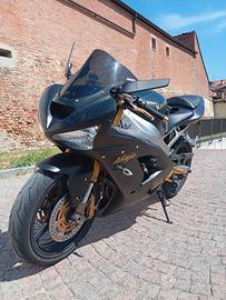 Kawasaki ninja zx6r 636