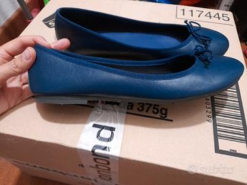 Ballerine di vera pelle n° 39, colore blu chiaro