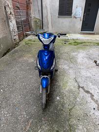 Vendersi bici elettrica elettrica