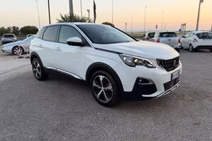 PEUGEOT 3008 BlueHDi 130 S&S EAT8 Allure