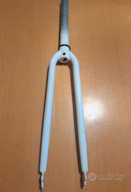 Forcella per ruote da 28mm