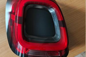 Faro posteriore Fiat 500x