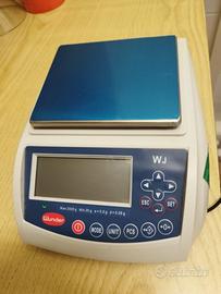bilancia elettronica professionale F.U.