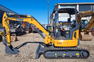 Komatsu