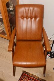 Poltrona similpelle 