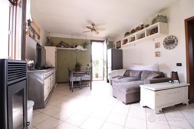 3 LOCALI A PORTO MANTOVANO