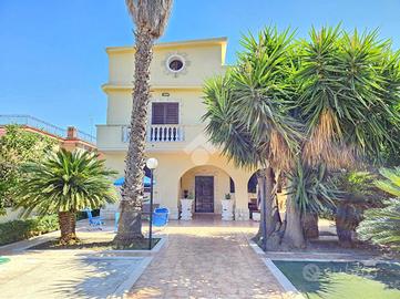 VILLA SINGOLA A TARANTO
