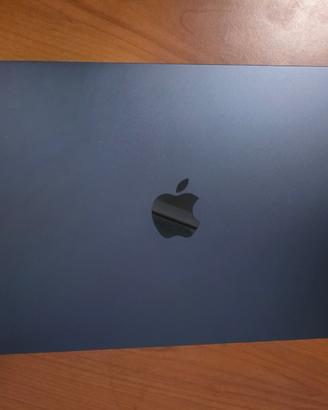 MACBOOK AIR M2, RAM 8 GB SSD 256 GB, DISPLAY 13,6"