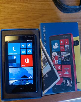 Nokia Lumia 820