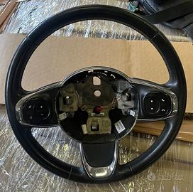 Volante Fiat 500 anno 2017