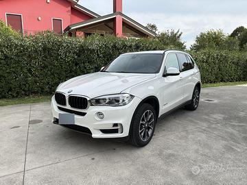 BMW X5 xDrive25d Business – 231 CV – NO SUPERBOLLO