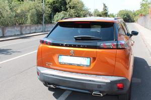 Peugeot 2008 PureTech 100 EAT8 Allure