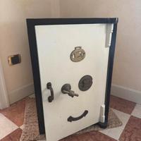 Cassaforte antica Phillips & Son