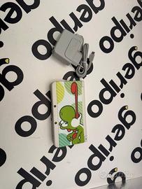 new Nintendo 3ds con scocche yoshi 