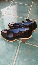 Decolleté nero vernice Marc By Marc Jacobs