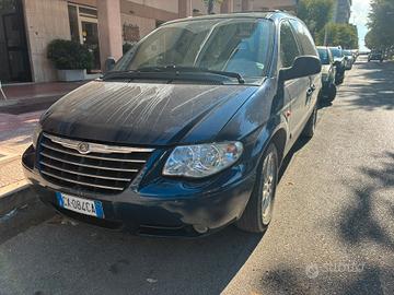 Chrysler Voyager 2.5 CRD cat LX Leather-2005