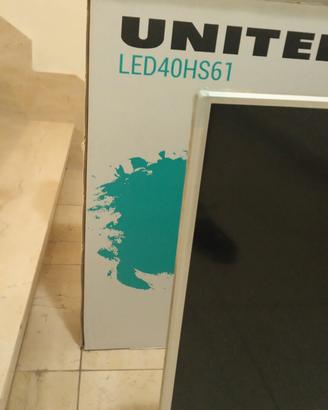 TV united led 40hs61 come ricambi