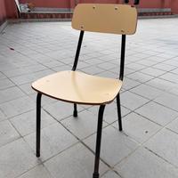 Sedia vintage scuola materna